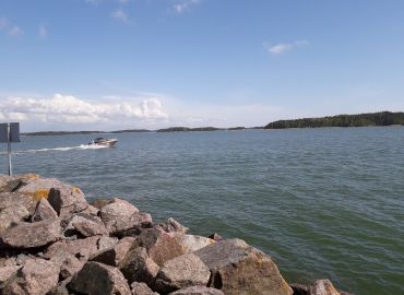 Kes&auml;kauden alku l&auml;hestyy - Rys&auml;ysetkot tarjoavat silakkaa suoraan paatista!